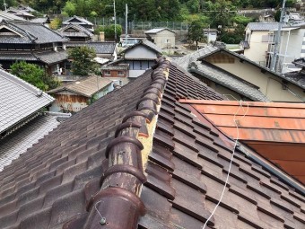 屋根瓦