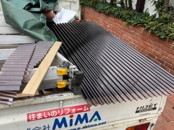 取付予定の波板