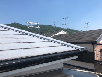 3階建ての屋根2