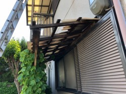 波板工事前