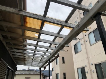 ベランダ波板反対側から撮影した写真
