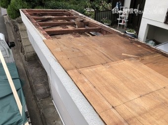板金屋根が飛んだ