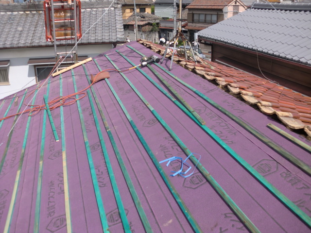 八尾市で屋根葺き替え工事