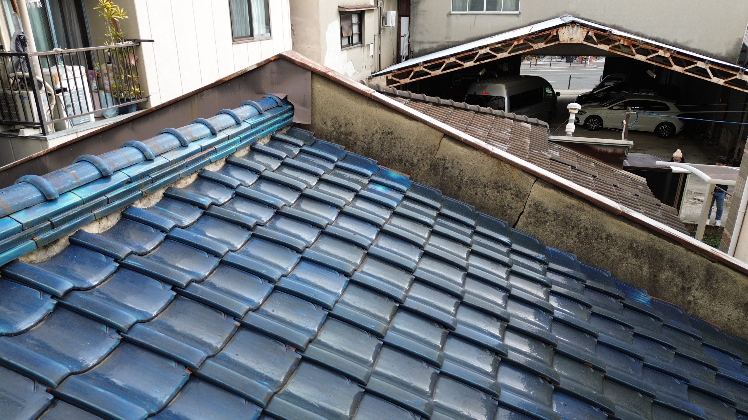 柏原市法善寺の平屋で発生している漆喰の不具合と雨漏りリスク