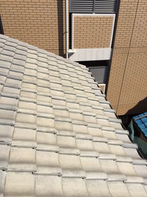 羽曳野市古市で瓦屋根の無料点検！雨漏り前の診断で不要な工事を回避