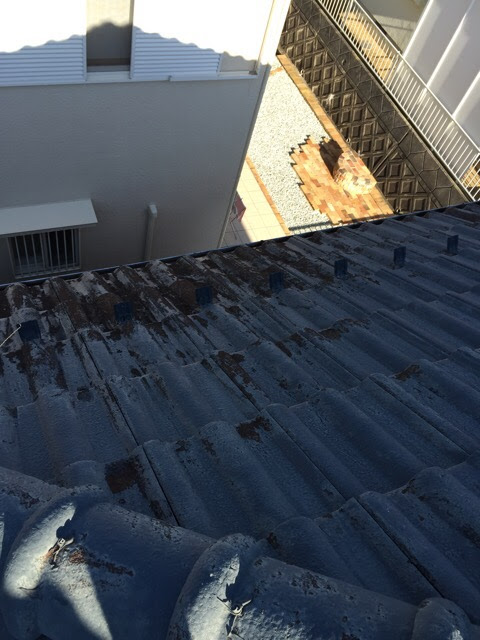 【柏原市】廃盤の瓦は塗装NG！屋根全体の葺き替え（交換）で雨漏りの不安を根本解決