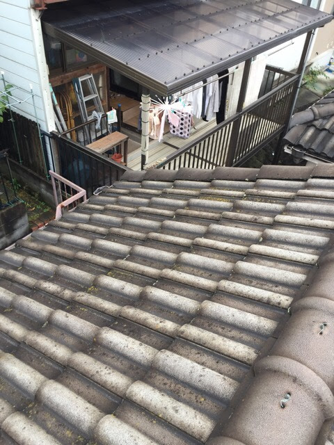 【富田林市】訪問販売の指摘で不安な方へ！廃盤瓦の雨漏りを防ぐ屋根葺き替え