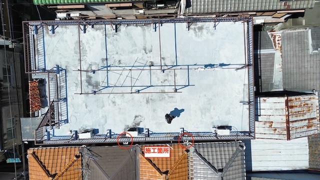 大阪市西成区梅南でマンション雨漏り調査、屋上の水溜まりと角マス詰まりの兆候を確認