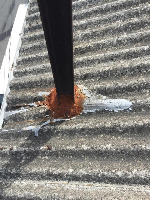 【大阪市北区】工場の雨漏りをカバー工法で修理！休業ゼロで解体費削減