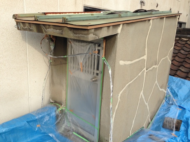 大阪市西成区で雨漏り根本解決！ガルバカバー工法で修繕費削減