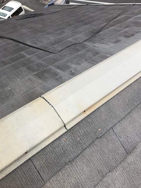棟板金継ぎ目の開き