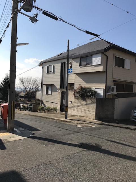 壁際と屋根の取り合い部