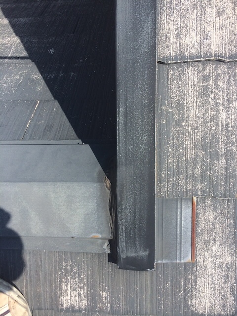 【藤井寺市岡】雨漏りの原因はケラバの腐食？見えない下地修理で将来の数百万円を救う施工事例